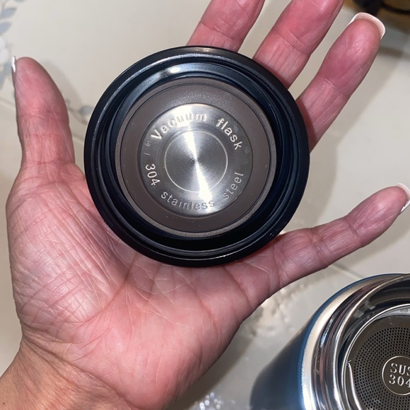 New NWOT Vacuum flask 304 stainless steel - Picture 5 of 6